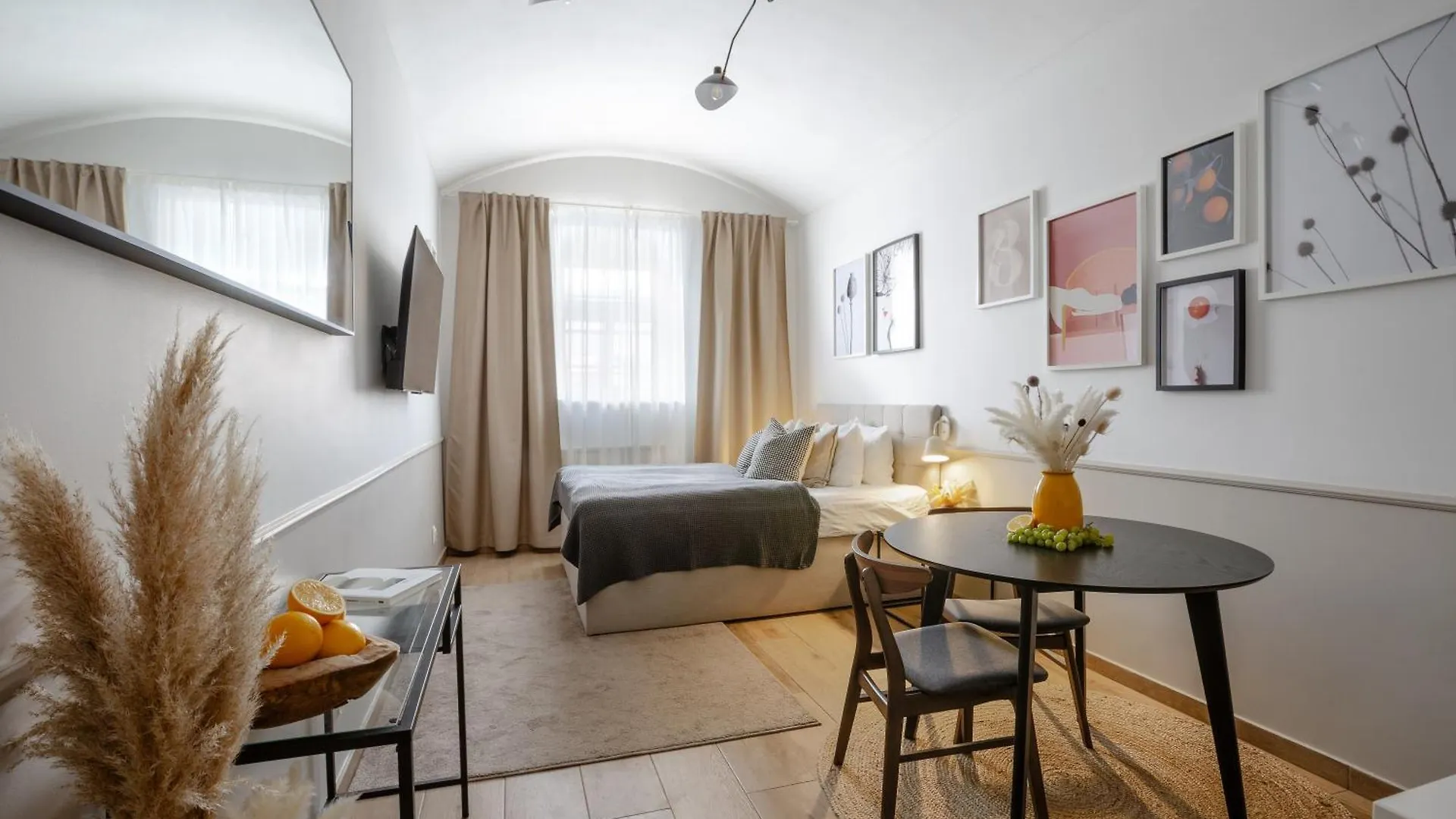 פראג Turnkey I Elegant Studio By National Museum