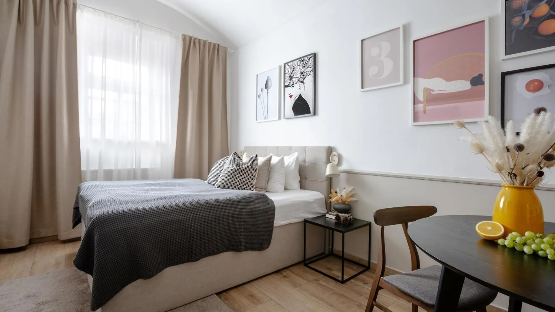 פראג Turnkey I Elegant Studio By National Museum 0*,  צ'כיה